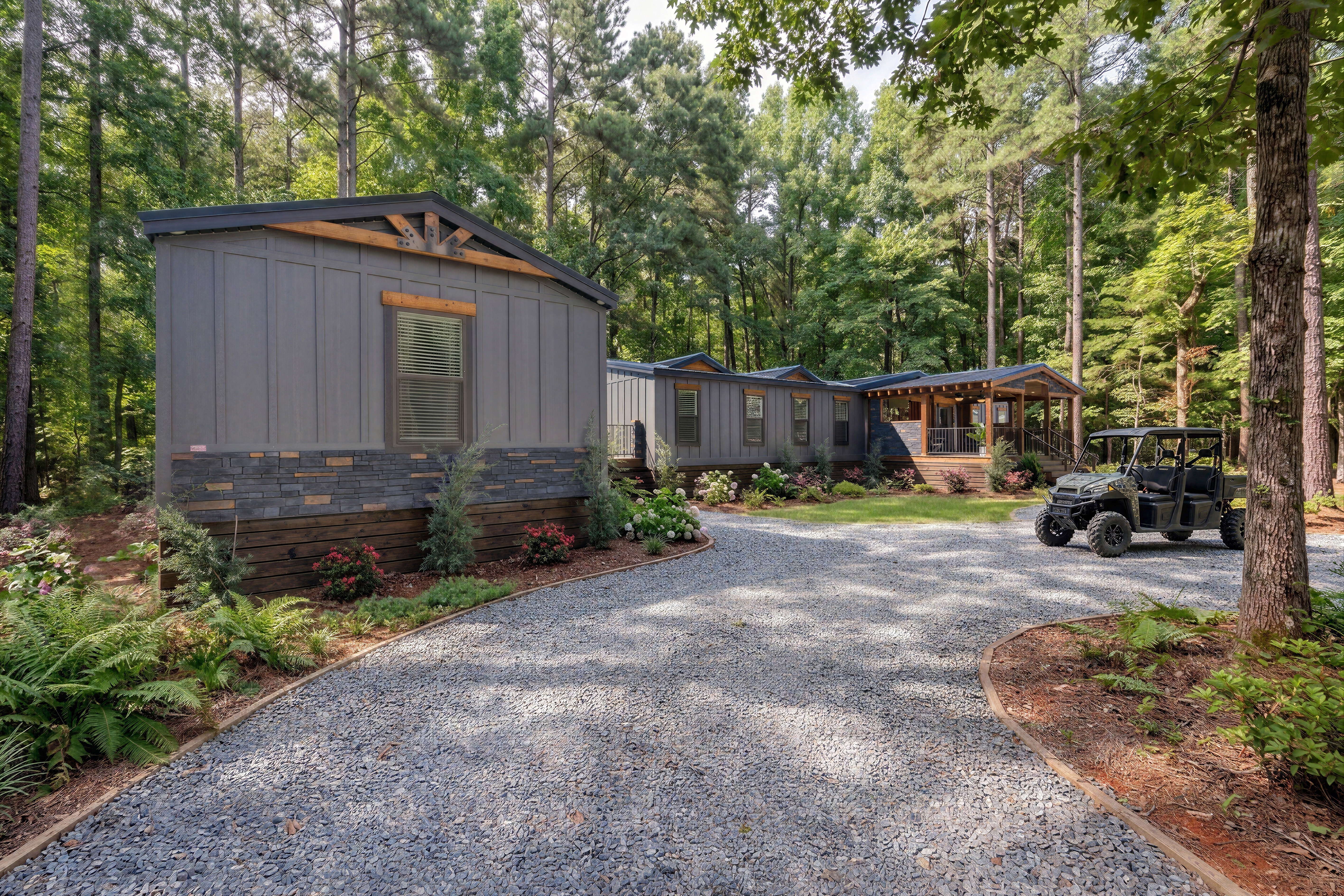 Basecamp Lodge